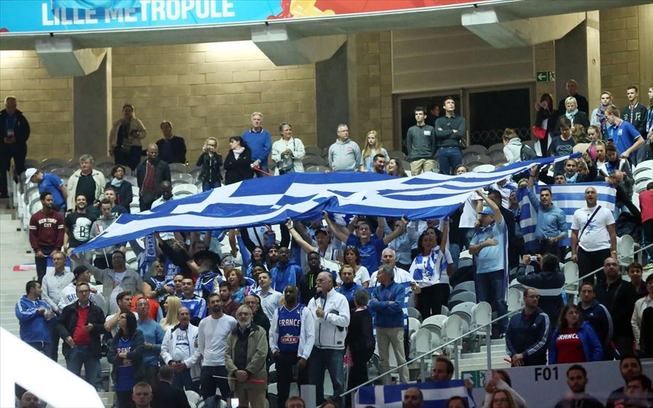 Ευρωμπάσκετ - Ελλάδα - Ισπανία. Υποστηρικτές της Εθνικής μας Ομάδας.