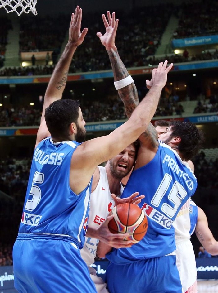 Ευρωμπάσκετ - Ελλάδα - Ισπανία. Μαρκάρισμα στον Γκασόλ.