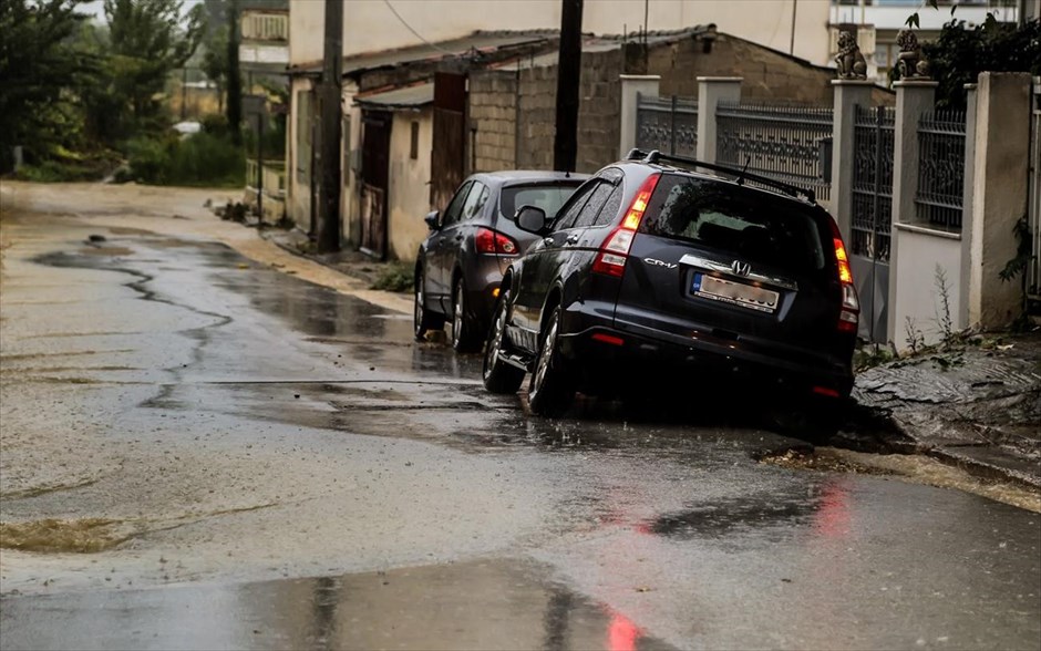 Κακοκαιρία - Μέγαρα. Στιγμιότυπο από τα Μέγαρα.