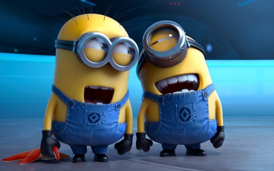 «Minions (&3D)». «Minions (&3D)»: Η τεράστια επιτυχία των ταινιών «Εγώ, ο απαισιότατος» και «Εγώ, ο απαισιότατος 2» έκανε τα κίτρινα πλασματάκια με την παράξενη ακαταλαβίστικη γλώσσα να αυτονομηθούν, αποκτώντας τη δική τους ταινία κινουμένων σχεδίων. Με μόνο τους σκοπό να υπηρετούν τον πιο απαίσιο αφέντη που υπάρχει, αυτά τα σκανταλιάρικα μικροσκοπικά ζιζάνια αποκαλύπτουν τώρα τη δική τους πορεία, από την εποχή της δημιουργίας της Γης προς τη Νέα Υόρκη της δεκαετίας του ’60, αναζητώντας νέο δόλιο αφεντικό, μετά τον Ναπολέοντα, τον Δράκουλα, έναν Αιγύπτιο Φαραώ και έναν φονικό δεινόσαυρο.