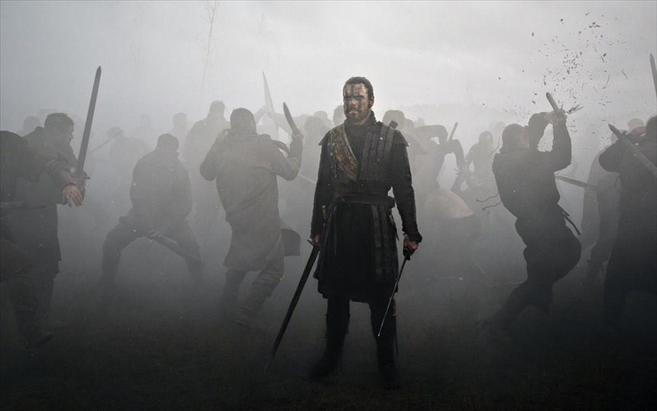 «Macbeth». «Macbeth»: Η τραγική ιστορία ενός από τους πιο διάσημους χαρακτήρες του Σαίξπηρ, του ατρόμητου πολεμιστή και ηγέτη που τον στοίχειωσε η ίδια του η φιλοδοξία και η προφητεία ότι μια μέρα θα γίνει βασιλιάς, μεταφέρεται για πολλοστή φορά στον κινηματογράφο. Με τη σκηνοθετική υπογραφή του Τζάστιν Κερζέλ αυτήν τη φορά, και με πρωταγωνιστές τον - υποψήφιο για Όσκαρ - Μάικλ Φασμπέντερ, τη - βραβευμένη με Όσκαρ - Μαριόν Κοτιγιάρ.