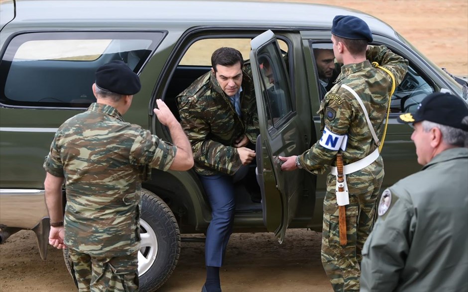 Στην άσκηση «Παρμενιών 2015» ο Αλέξης Τσίπρας 9. 