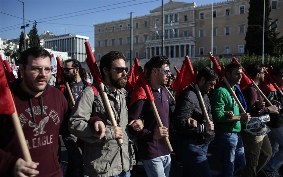 Απεργία - Πορεία - ΠΑΜΕ. Στιγμιότυπο από την πορεία του ΠΑΜΕ.