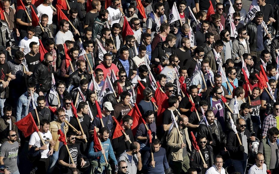 Απεργία - Πορεία - ΠΑΜΕ. Στιγμιότυπο από την πορεία του ΠΑΜΕ.