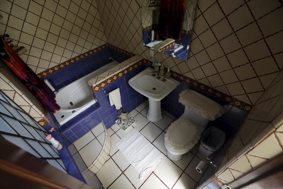 Ο γύρος του κόσμου σε… 45 τουαλέτες. Τουαλέτα κατοικίας στην πόλη του Μεξικού.