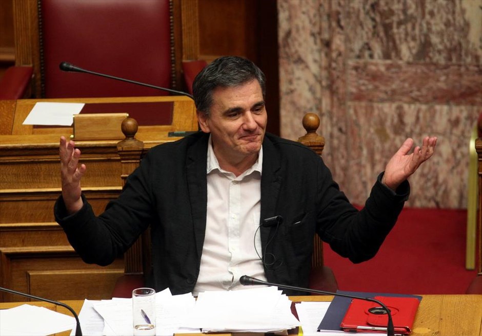 Συζήτηση του Προϋπολογισμού 2016 στη Βουλή. O υπουργός Οικονομικών Ευκλείδης Τσακαλώτος σε στιγμιότυπο από τη συζήτηση για τον Προϋπολογισμό του 2016 στην Ολομέλεια της Βουλής.