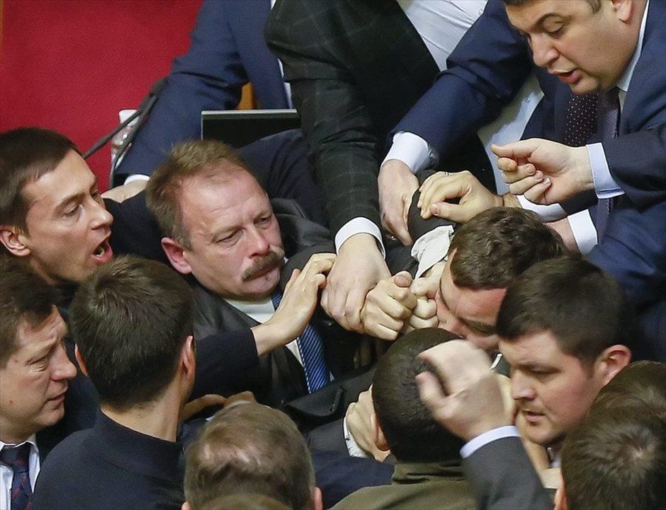 Ένταση στο κοινοβούλιο της Ουκρανίας. 