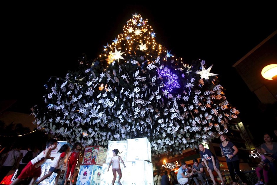 Χριστούγεννα στον κόσμο. Μανίλα, Φιλιππίνες.