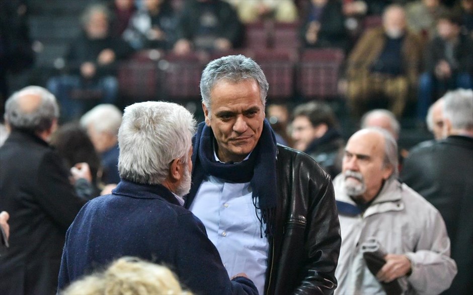 Ανοιχτή πολιτική συγκέντρωση του ΣΥΡΙΖΑ για τον "ένα χρόνο Αριστερά" . 