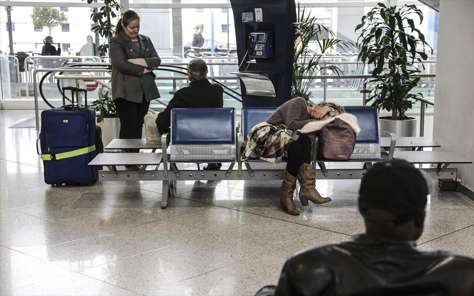 Ακυρώσεις πτήσεων - Απεργία - Αεροδρόμιο. Στιγμιότυπο από τον Διεθνή Αερολιμένα Αθηνών.