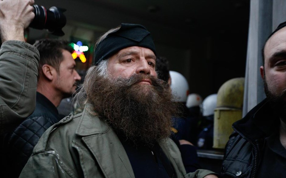 Αγρότες - Διαμαρτυρία αγροτών Κρήτης στο υπουργείο Αγροτικής Ανάπτυξης. 