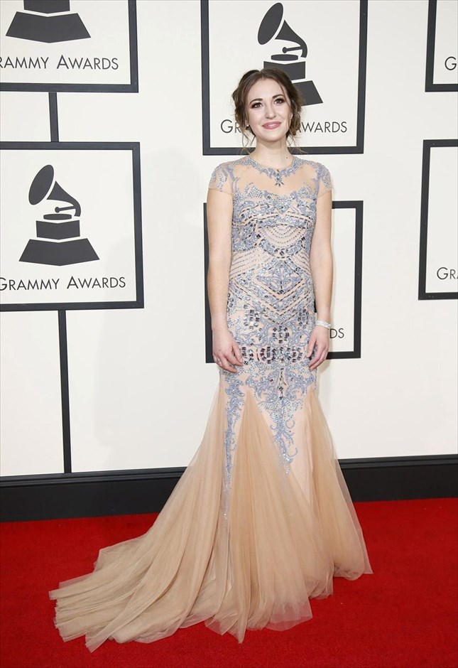 Βραβεία Grammy - Lauren Daigle. Η τραγουδίστρια Λορεν Ντέιγκλ στο κόκκινο χαλί της 58ης τελετής απονομής των μουσικών βραβείων Grammy.
