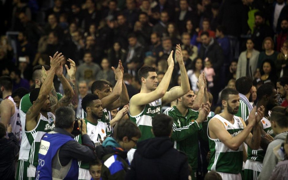 Μπάσκετ: Τρίκαλα - Παναθηναϊκός 81-98. Ο Παναθηναϊκός εκτέλεσε την αποστολή του, καθώς χωρίς να απειληθεί νίκησε στα Τρίκαλα την ομώνυμη ομάδα με 98-81 στην τελευταία αναμέτρηση της 22ης αγωνιστικής, σημειώνοντας την 21η νίκη στη φετινή Α1 και παραμένοντας στη δεύτερη θέση, στην ισοβαθμία με τον Ολυμπιακό.