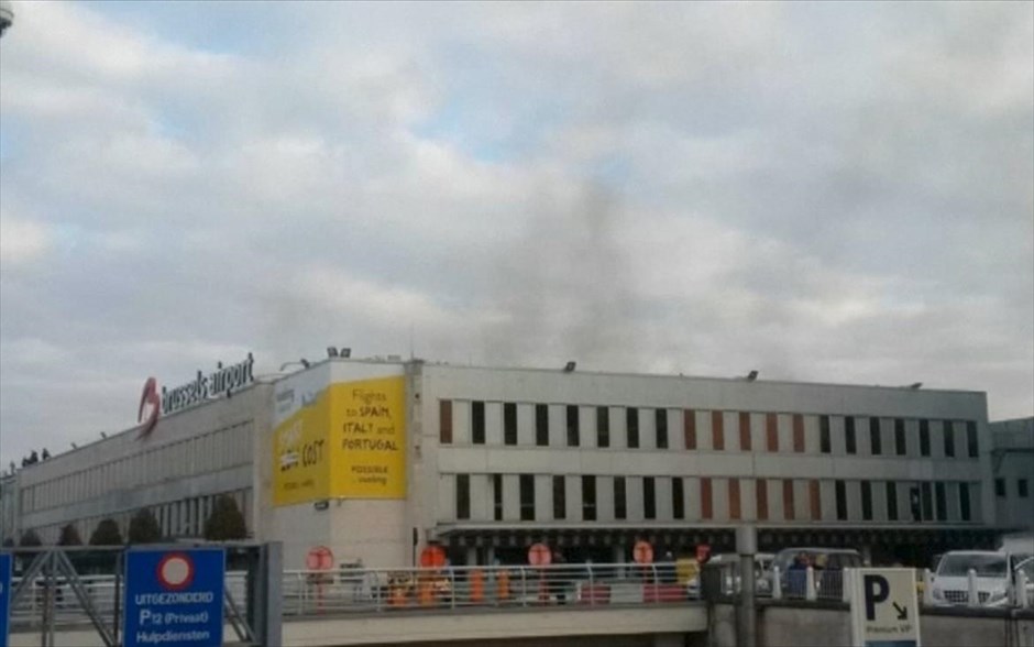 Έκρηξη - αεροδρόμιο - Βρυξέλλες. 