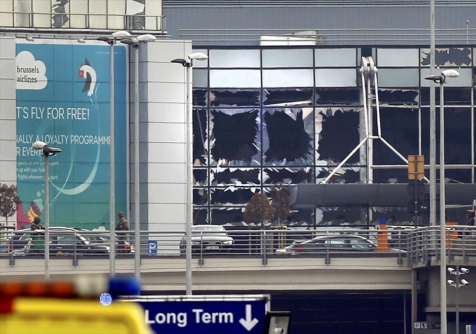 Πολύνεκρες εκρήξεις στο αεροδρόμιο των Βρυξελλών. 