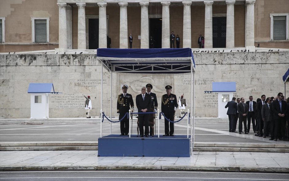 Στρατιωτική παρέλαση- εθνική επέτειος - 25η Μαρτίου. 