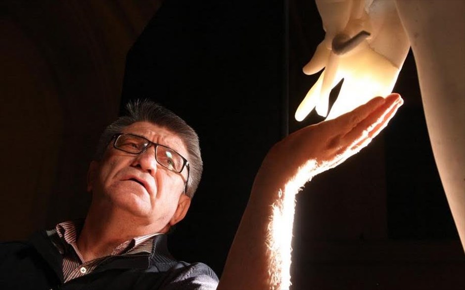  «Η κιβωτός των ανθρώπων». Στην ταινία, &nbsp;«Η κιβωτός των ανθρώπων», μεταφερόμαστε στην εποχή του Β΄ Παγκοσμίου Πολέμου, όταν οι Γερμανοί κατέλαβαν το Παρίσι και έπεσε στα χέρια τους το Μουσείο του Λούβρου.