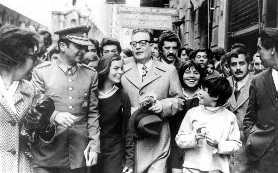 «Το λευκό πραξικόπημα». Το ντοκιμαντέρ του 1973,&nbsp; «Το λευκό πραξικόπημα», αποτυπώνει το πραξικόπημα του Αουγκούστο Πινοσέτ εναντίον του προέδρου της Χιλής, Σαλβαδόρ Αλιέντε, τον Σεπτέμβριο του 1973, αποκαλύπτοντας τον ρόλο της CIA και τη χρηματοδότηση - με εκατομμύρια δολάρια - των προβοκατόρων.&nbsp;