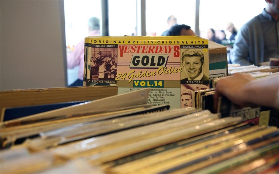 Vinyl is Back: Τα βινύλια επιστρέφουν. 
