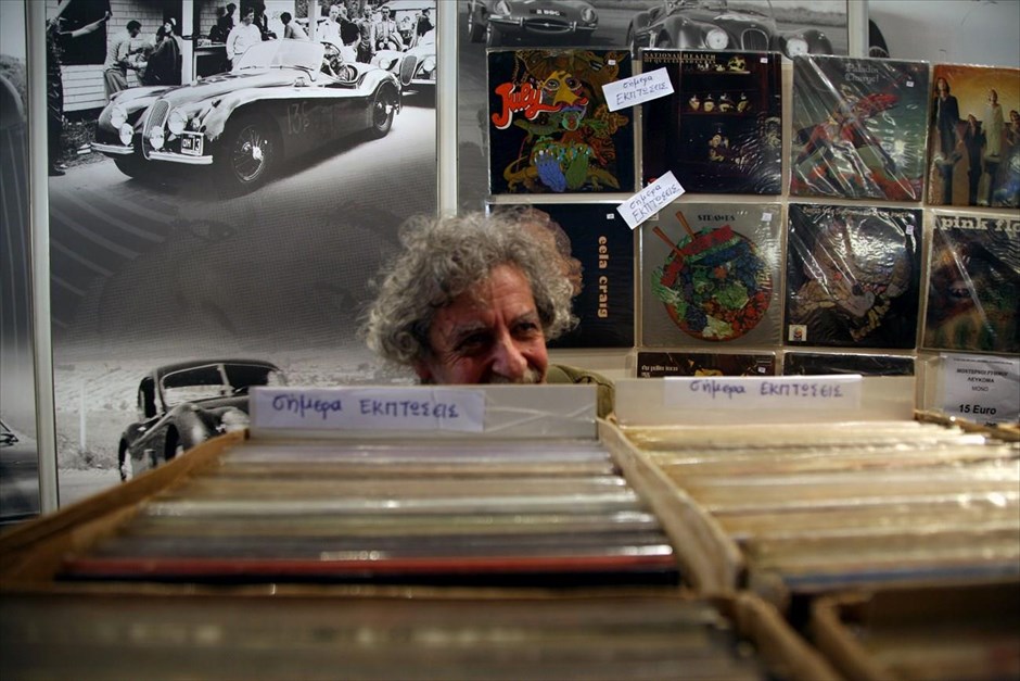Vinyl is Back: Τα βινύλια επιστρέφουν. 