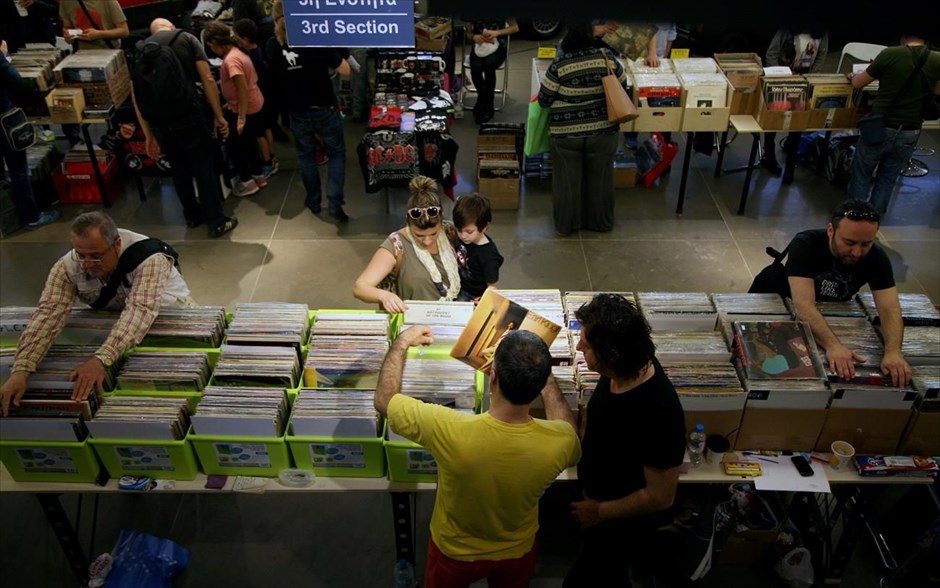 Vinyl is Back: Τα βινύλια επιστρέφουν. 
