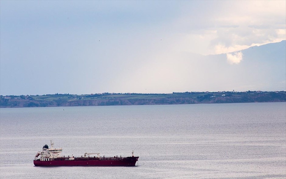 Στιγμιότυπο από τη Θεσσαλονίκη . Άποψη της πόλης της Θεσσαλονίκης μετά την απογευματινή βροχόπτωση.