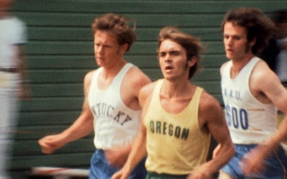 «Free to run». «Free to run»: Το ντοκιμαντέρ του Πιέρ Μόρα αφηγείται την άγνωστη ιστορία του κινήματος του τρεξίματος, κατά τη διάρκεια των τελευταίων πέντε δεκαετιών, εξετάζοντας τις ιδεαλιστικές απαρχές του τζόκινγκ στις αρχές της δεκαετίας του ’60, τον αγώνα για το δικαίωμα στο να τρέχουν οι άνθρωποι - ειδικά οι γυναίκες - ενάντια στον συντηρητισμό των επίσημων αθλητικών σωματείων, και την έκρηξη της επιθυμίας των ανθρώπων να συμμετάσχουν σε αγώνες δρόμου και μαραθώνιους.