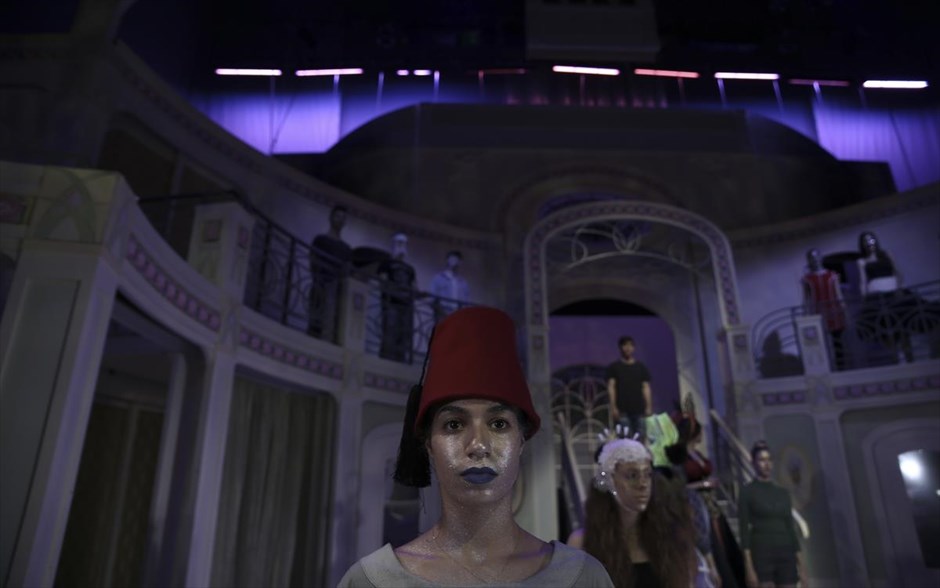 Όπερα και μόδα. 