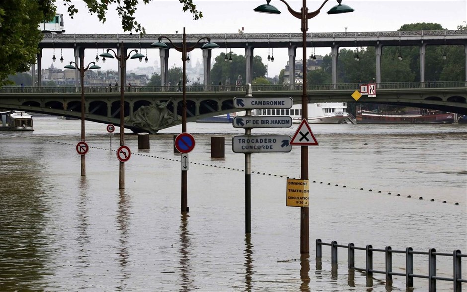 Πλημμύρες - Γαλλία. Οι όχθες του Σηκουάνα.