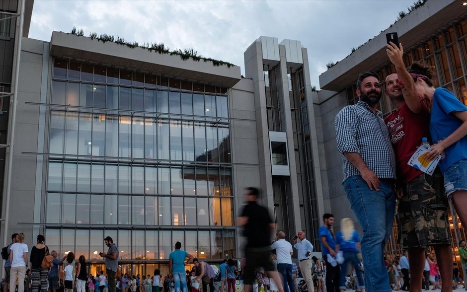 Πρώτη γνωριμία με το Κέντρο Πολιτισμού Ίδρυμα Σταύρος Νιάρχος. 