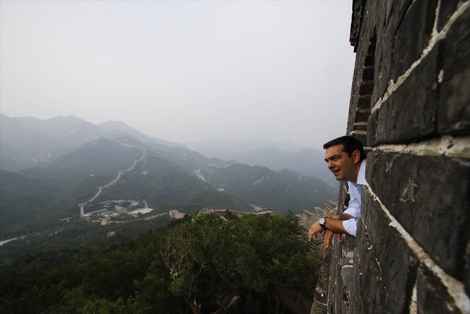 Αλέξης Τσίπρας - Κίνα . Ο πρωθυπουργός Αλέξης Τσίπρας ξεναγήθηκε στο Σινικό Τείχος.