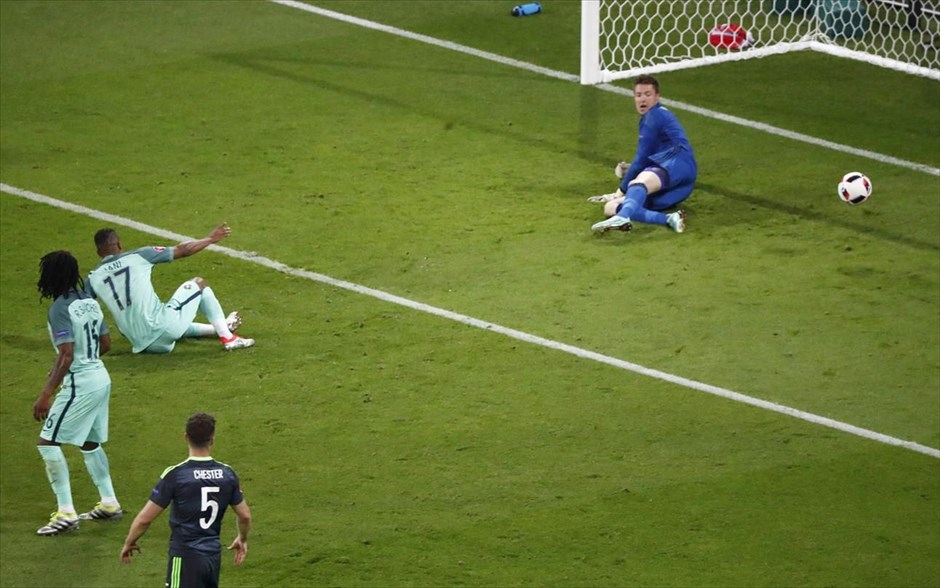 Πορτογαλία - Ουαλία. Το 2 - 0 από τον Νάνι.