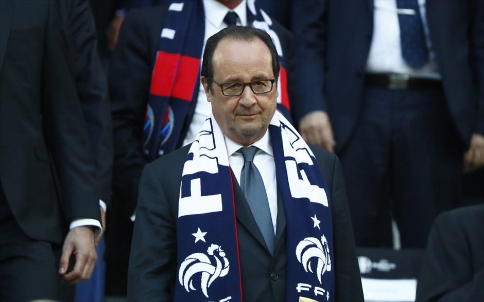 Γερμανία - Γαλλία. Ο Πρόεδρος της Γαλλίας, Φρανσουά Ολάντ παρακολουθεί τον αγώνα.