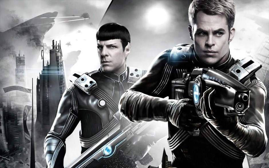 «Star Trek beyond». «Star Trek beyond»: Το νέο τρισδιάστατο κεφάλαιο της σειράς ταινιών «Star Trek», η οποία βασίστηκε στην ομώνυμη αμερικανική τηλεοπτική σειρά επιστημονικής φαντασίας, που εμπνεύστηκε και δημιούργησε ο συγγραφέας Τζιν Ρόντενμπερι το 1966, φέρει την υπογραφή του Τζάστιν Λιν στη σκηνοθεσία και του Τζέι Τζέι Έιμπραμς στην παραγωγή. τΤα μέλη του πληρώματος του διαστημόπλοιου Εντερπράιζ, εξερευνούν τις πιο απόμακρες περιοχές του αχαρτογράφητου διαστήματος κι έρχονται αντιμέτωπα με έναν νέο μυστηριώδη εχθρό, που απειλεί να τα αφανίσει, κάνοντάς τα, ταυτόχρονα, να αμφισβητούν όλα όσα γνωρίζουν.