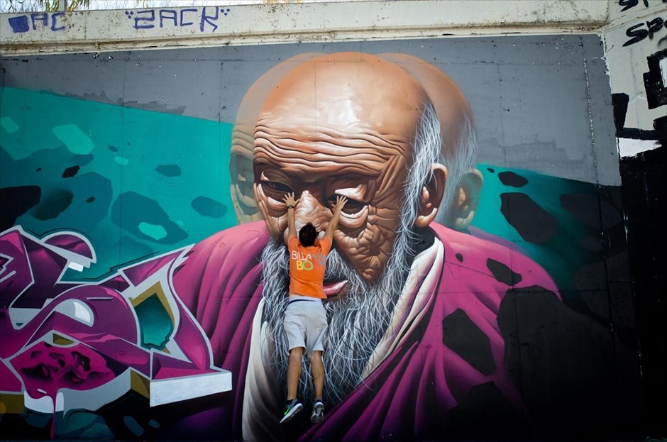 Η τέχνη του δρόμου. Τοιχογραφία στο Μαρούσι.