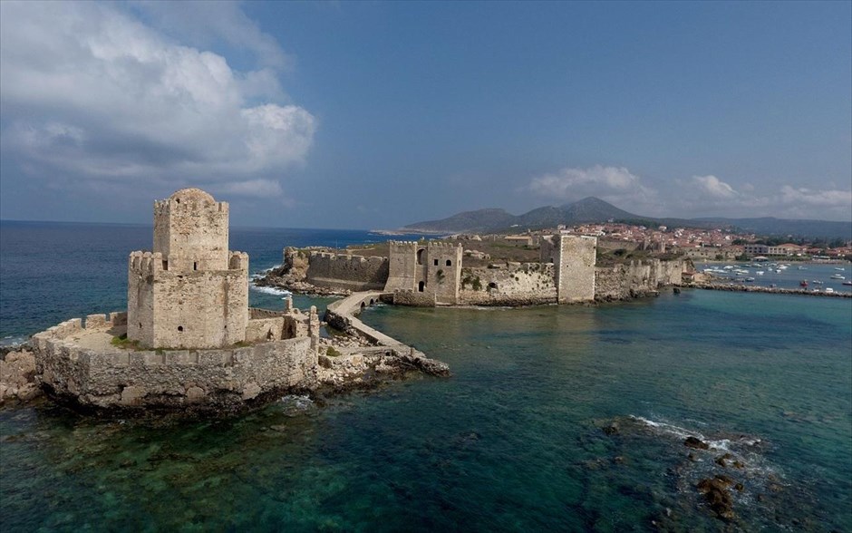Στιγμιότυπο από το κάστρο της Μεθώνης. Εναέρια λήψη από το κάστρο της Μεθώνης.