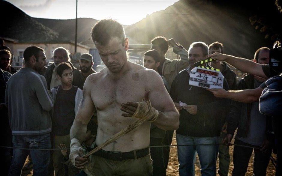«Τζέισον Μπορν». «Τζέισον Μπορν»: Εμπνευσμένος από τα best sellers του Ρόμπερτ Λάντλαμ, ο &nbsp;ειδικός πράκτορας Tζέισον Μπορν επιστρέφει για τέταρτη φορά στη μεγάλη οθόνη, στο θρίλερ καταιγιστικής δράσης και καταδιώξεων του - υποψήφιου για Όσκαρ - Πολ Γκρίνγκρας. Με τους - βραβευμένους με Όσκαρ - Ματ Ντέιμον, Αλίσια Βικάντερ και Τόμι Λι Τζόουνς και τους Τζούλια Στάιλς, Βενσάν Κασέλ και Ριζ Αχμέντ, εννέα χρόνια μετά την ανάκτηση της μνήμης του και την εξαφάνισή του, ο δημοφιλής ήρωας καλείται να επιστρέψει στο προσκήνιο, σε μια εποχή που ο κόσμος είναι πιο ασταθής από ποτέ, για να αποκαλύψει την κρυμμένη αλήθεια για το παρελθόν του.