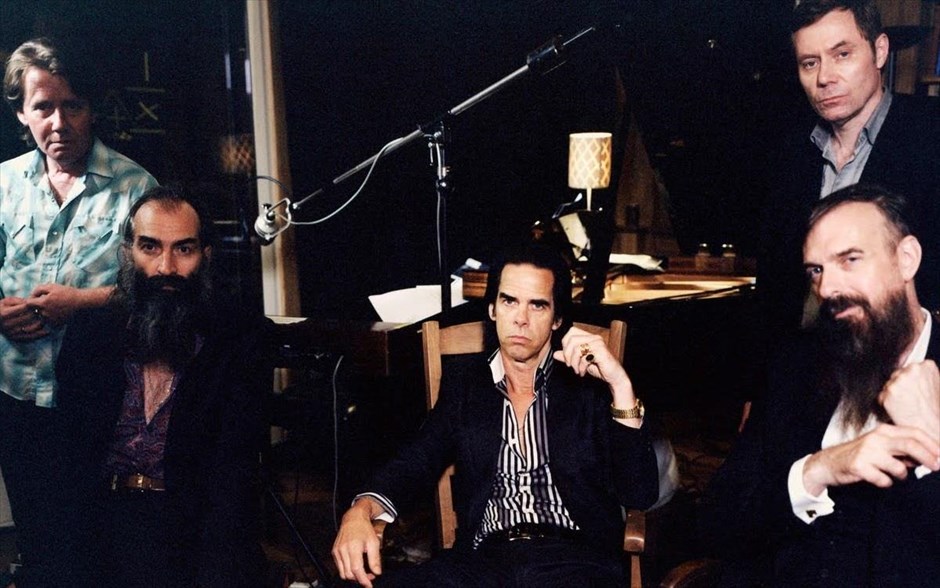 «One more time with feeling». Το μουσικό ντοκιμαντέρ του Άντριου Ντομινίκ, «One more time with feeling», περιγράφει λεπτομερώς όλη τη διαδικασία ηχογράφησης των καινούργιων τραγουδιών του Nick Cave και των The Bad Seeds από το νέο τους άλμπουμ, με τίτλο «Skeleton tree».