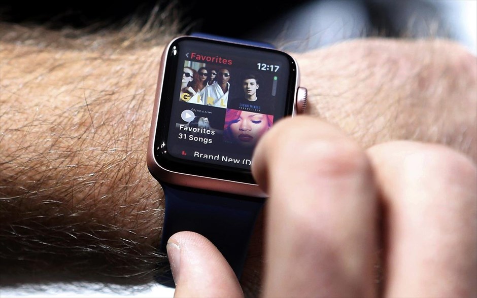 Apple Watch Series 2. 
