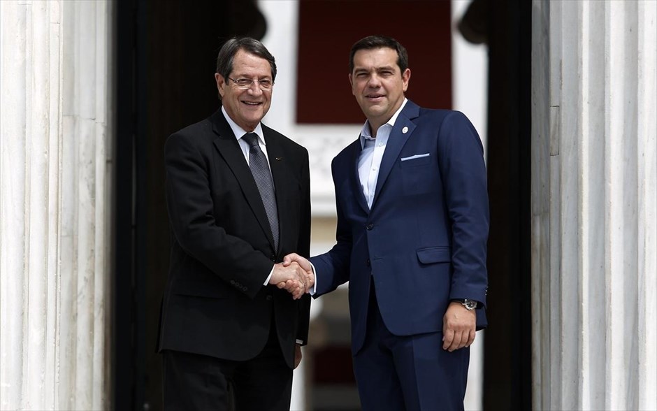 Ευρωμεσογειακή Σύνοδος - Τσίπρας - Αναστασιάδης . Ο Αλέξης Τσίπρας με τον πρόεδρο της Κύπρου, Νίκο Αναστασιάδη.