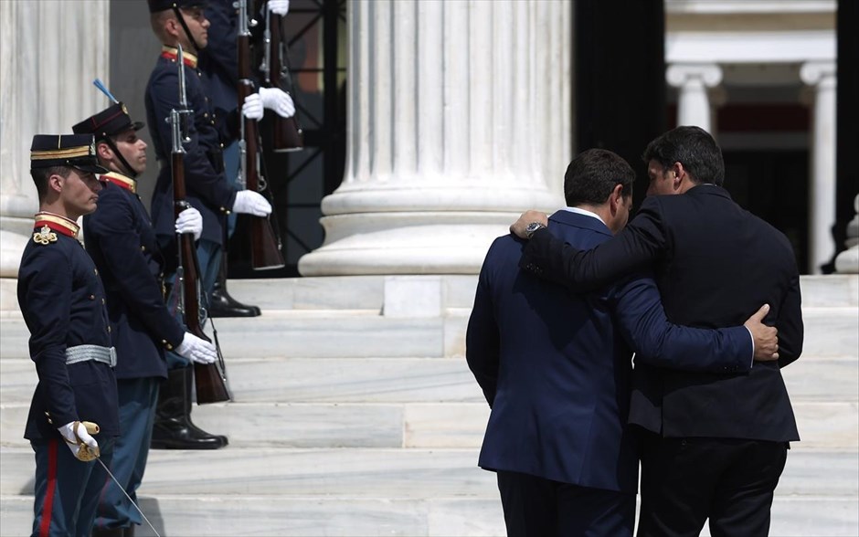 Ευρωμεσογειακή Σύνοδος - Τσίπρας - Ματέο Ρέντσι. Ο Πρωθυπουργός υποδέχεται τον Ιταλό ομόλογό του Ματέο Ρέντσι.