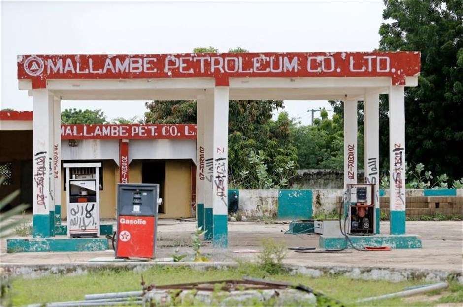 Νιγηρία - Μπόκο Χαράμ. Πρατήριο καυσίμων, το οποίο παλαιότερα βρισκόταν υπό τον έλεγχο των μαχητών της Μπόκο Χαράμ, στη Μπάμα.