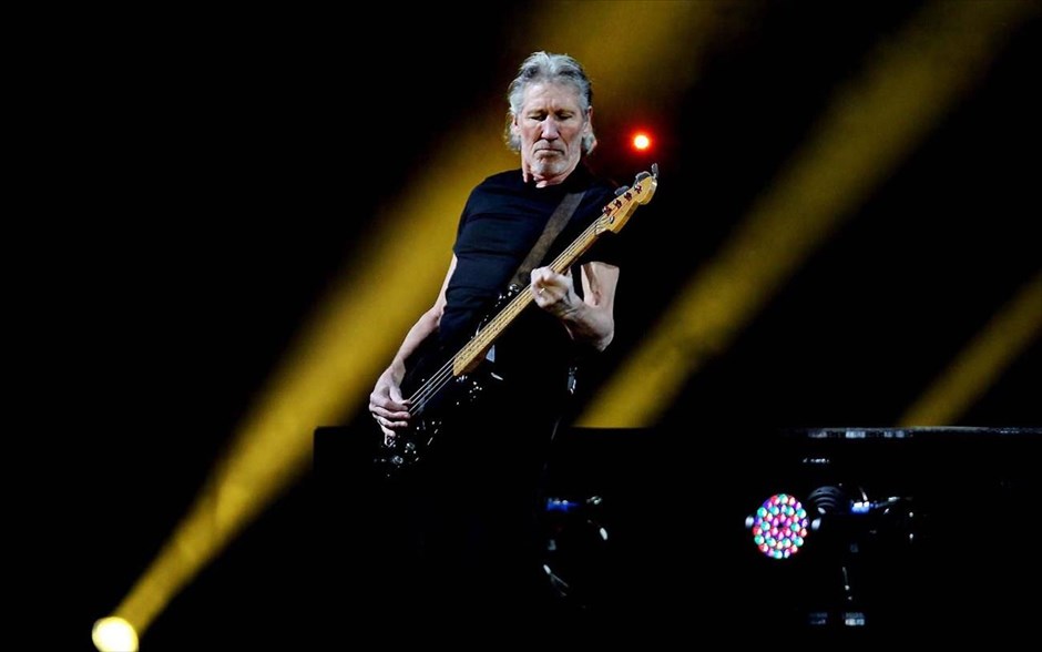 «Roger Waters the Wall». «Roger Waters the Wall»: Ο Ρότζερ Γουότερς, ιδρυτής και κεντρικός στιχουργός των Pink Floyd, σε συνεργασία με τον Σον Έβανς, συνδυάζει τις επικές και προσωπικές στιγμές της μπάντας με τις τεχνολογικές εξελίξεις στην κινηματογράφηση σήμερα. Βασισμένο στο μοναδικό concept album, «Roger Waters: The Wall», το μουσικό αυτό φιλμ είναι μια δυνατή συναυλιακή εμπειρία και μία συνταρακτική αντιπολεμική ταινία για τις επιπτώσεις του πολέμου στον κόσμο, αλλά και στον ίδιο τον δημιουργό της.