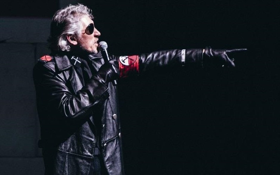 «Roger Waters the Wall». «Roger Waters the Wall»: Ο Ρότζερ Γουότερς, ιδρυτής και κεντρικός στιχουργός των Pink Floyd, σε συνεργασία με τον Σον Έβανς, συνδυάζει τις επικές και προσωπικές στιγμές της μπάντας με τις τεχνολογικές εξελίξεις στην κινηματογράφηση σήμερα. Βασισμένο στο μοναδικό concept album, «Roger Waters: The Wall», το μουσικό αυτό φιλμ είναι μια δυνατή συναυλιακή εμπειρία και μία συνταρακτική αντιπολεμική ταινία για τις επιπτώσεις του πολέμου στον κόσμο, αλλά και στον ίδιο τον δημιουργό της.