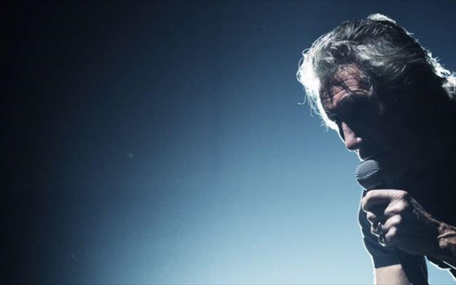 «Roger Waters the Wall». «Roger Waters the Wall»: Ο Ρότζερ Γουότερς, ιδρυτής και κεντρικός στιχουργός των Pink Floyd, σε συνεργασία με τον Σον Έβανς, συνδυάζει τις επικές και προσωπικές στιγμές της μπάντας με τις τεχνολογικές εξελίξεις στην κινηματογράφηση σήμερα. Βασισμένο στο μοναδικό concept album, «Roger Waters: The Wall», το μουσικό αυτό φιλμ είναι μια δυνατή συναυλιακή εμπειρία και μία συνταρακτική αντιπολεμική ταινία για τις επιπτώσεις του πολέμου στον κόσμο, αλλά και στον ίδιο τον δημιουργό της.