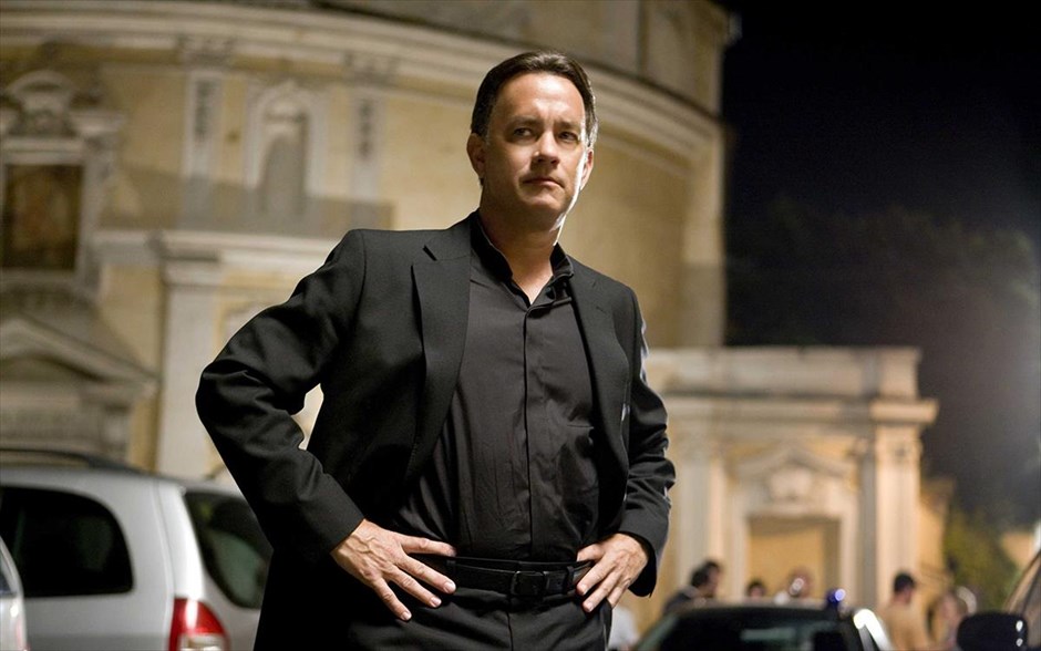 «Inferno». «Inferno»: Το μπεστ σέλερ μυθιστόρημα του Νταν Μπράουν, που, μετά τον «Κώδικα Ντα Βίντσι» και τους «Πεφωτισμένους», ακολουθεί ξανά τον καθηγητή Ρόμπερτ Λάνγκντον, τον οποίο ερμηνεύει και πάλι &nbsp;ο - βραβευμένος με δύο Όσκαρ - Τομ Χανκς. Σε αυτό το θρίλερ μυστηρίου, τα κρυμμένα στοιχεία οδηγούν στον μεγάλο Δάντη. Όταν ο Langdon ξυπνάει σε ένα ιταλικό νοσοκομείο με αμνησία, ενώνει τις δυνάμεις του με μία γιατρό και ξεκινούν έναν αγώνα δρόμου ενάντια στον χρόνο, που απειλεί να φέρει στο φως μια θανάσιμη συνομωσία.