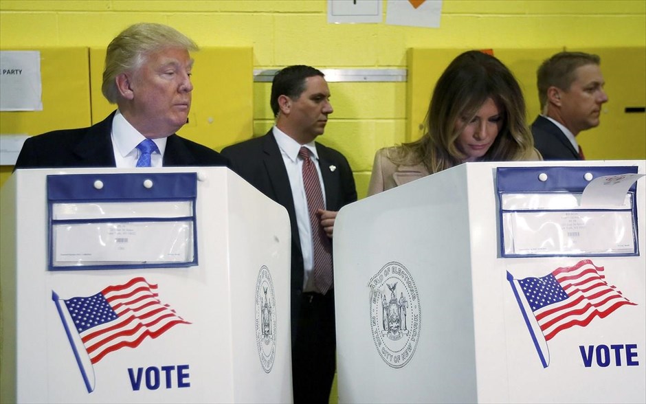 ΗΠΑ - Εκλογές - Τραμπ. Ο Ντόναλντ Τραμπ «ελέγχει» την ψήφο της συζύγου του, Μελάνια.