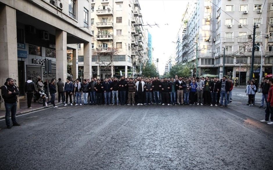 Πορεία - Πολυτεχνείο. 