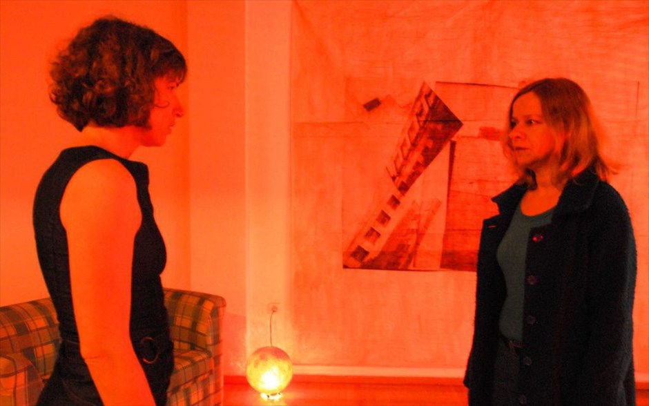«Αγάπη, αγάπη, αγάπη». «Αγάπη, αγάπη, αγάπη»: Μπορεί η αγάπη να νικήσει κάτι κολοσσιαίο, όπως η μοίρα; Αυτό διερευνά το ερωτικό θρίλερ του Κώστα Ζάπα, με τους Αγγελική Παπαθεμελή, Ερρίκο Λίτση, Δήμητρα Χατούπη, Δημήτρη Πουλικάκο, Κατερίνα Λάσπα, Μάρα Δαρμουσλή, Αντώνη Παπαδόπουλο, Νικολίτσα Ντρίζη και Άγγελο Βαλέρα. Ήρωες του είναι μια σαραντάρα εξωτική γυναίκα, η οποία κάνει sex show, προκειμένου να επιβιώσει με τη νεαρή κόρη της, και ένας γερασμένος πια playboy, παρατημένος από τη γυναίκα του και τον νιόπαντρο γιο του. Οι δυο τους θα αγαπηθούν. Όμως, τα παιδιά τους θα διεκδικήσουν το μερίδιό τους από την αγάπη.&nbsp;