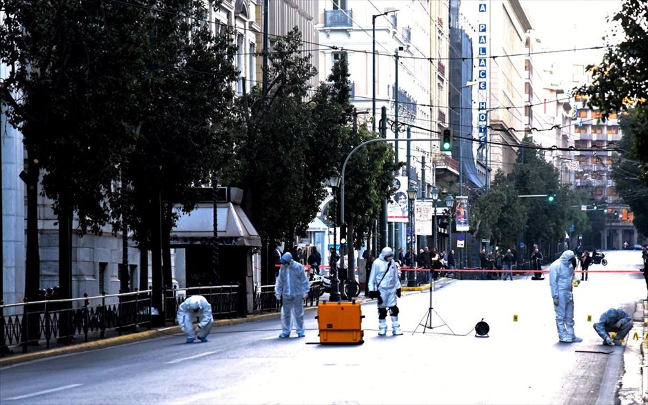 Τηλεφώνημα για βόμβα στο υπ. Εργασίας- Σταδίου. 